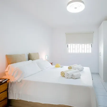 23 Sunset View Parque Del Conde * Адехе